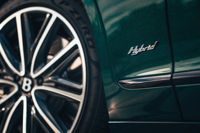 Bentley Plug-in-Hybrid Luxury Sedan Flying Spur 2021 